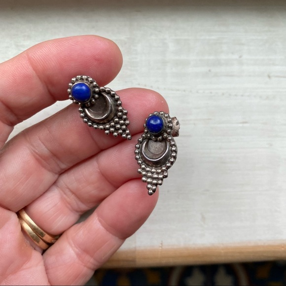Vintage lapis sterling earrings - Picture 2 of 6